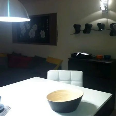 Neve Apartment *